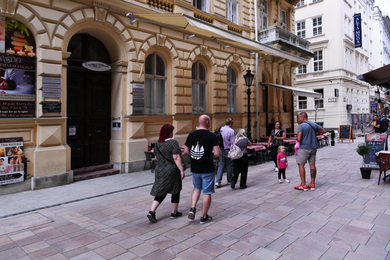 Five Seasons Vaci Utca Apartment Budapest Exterior photo